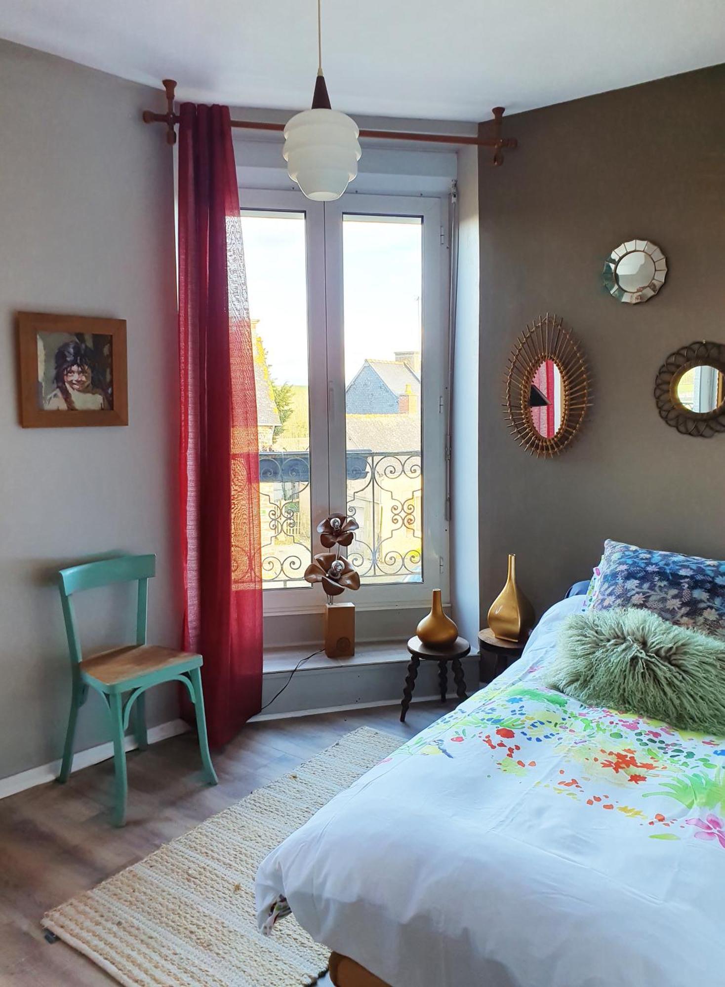 Les Forges Du Lou Homestay *